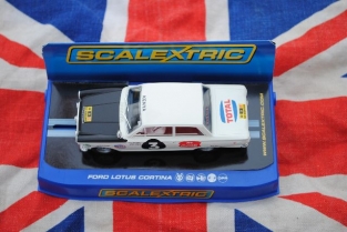 ScaleXtric C3096  Ford Cortina GT No.3 1964 EAST AFRICAN SAFARI